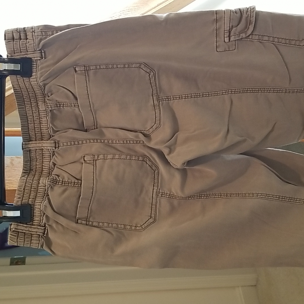 Girls pants/capris - Picture 3 of 4